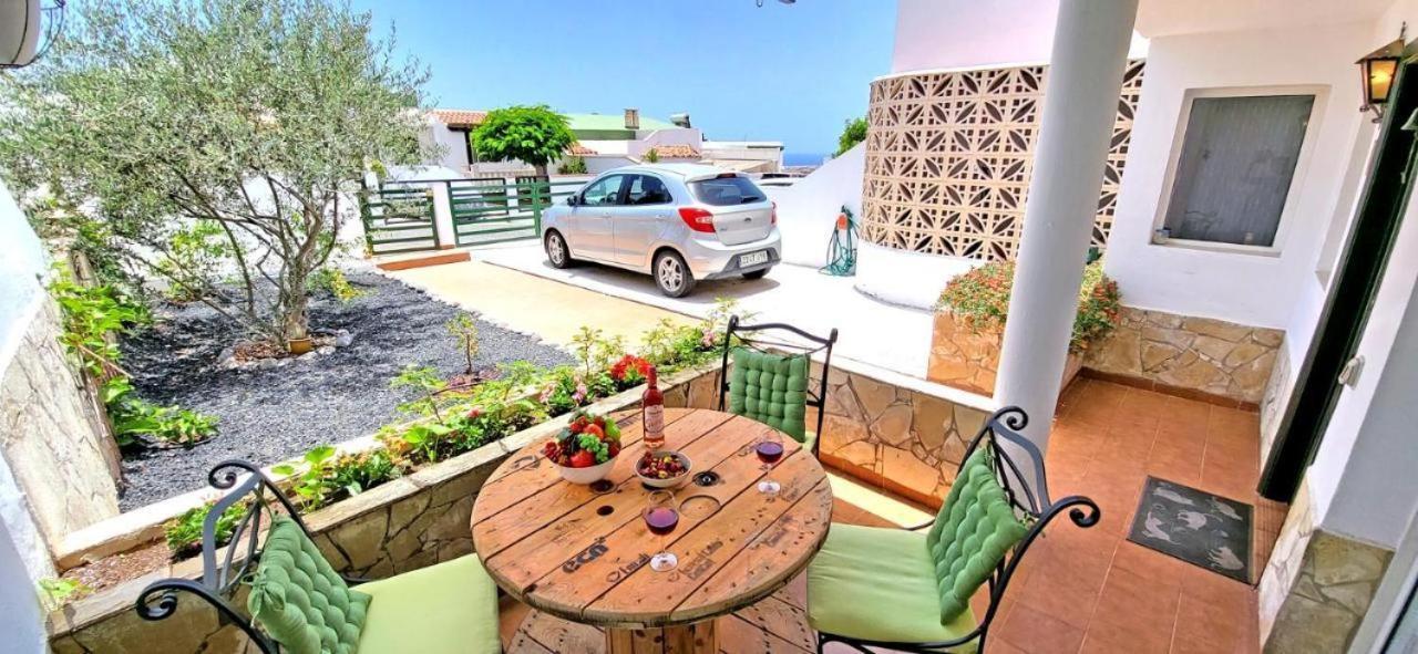 Dos Gatos Fuertaventura Villa Caleta De Fuste Bagian luar foto